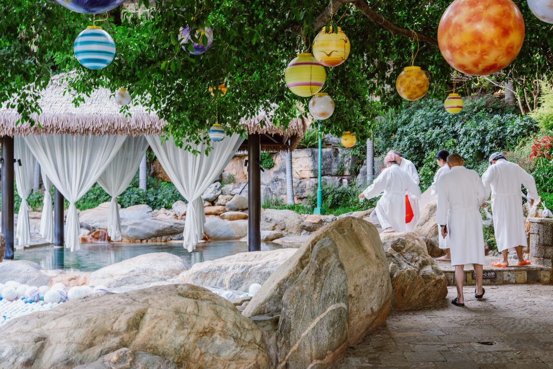 弥勒温泉山顶,弥勒高级温泉