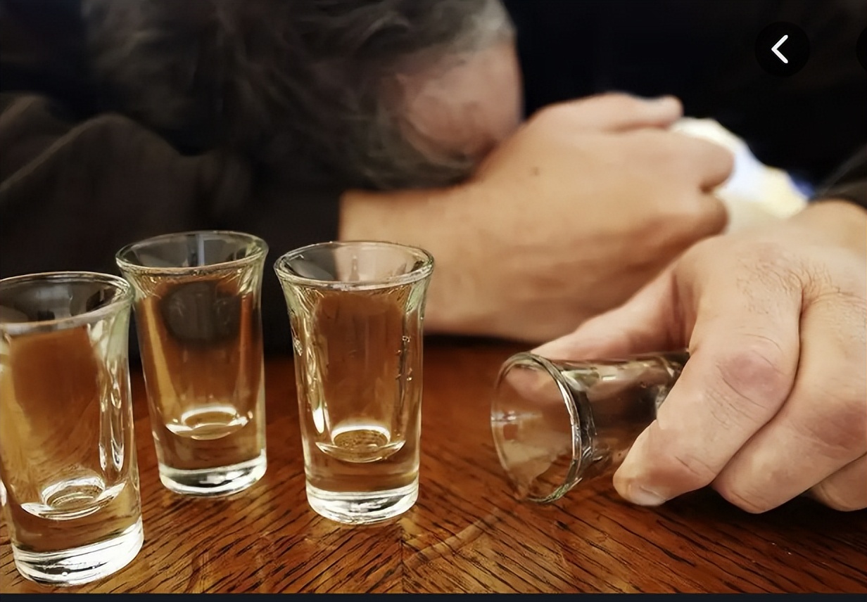 肝火上逆耳鸣口苦中成药,耳鸣口苦肝火旺吃三种中成药