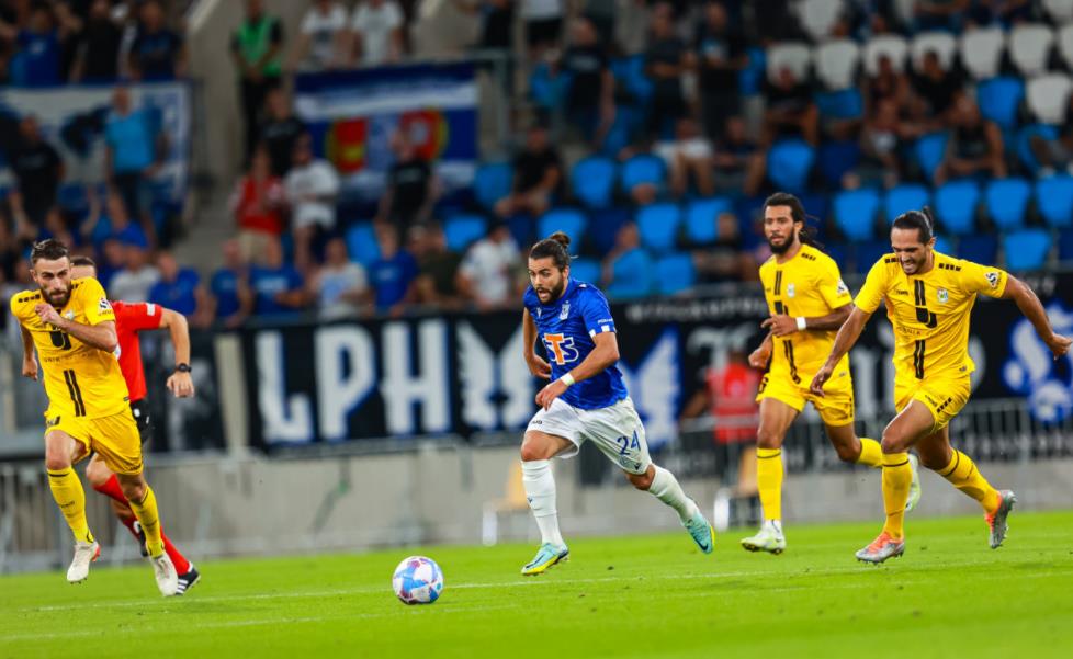 波兰联赛水平不高？四支欧战资格赛参赛队，居然只有一支晋级正赛