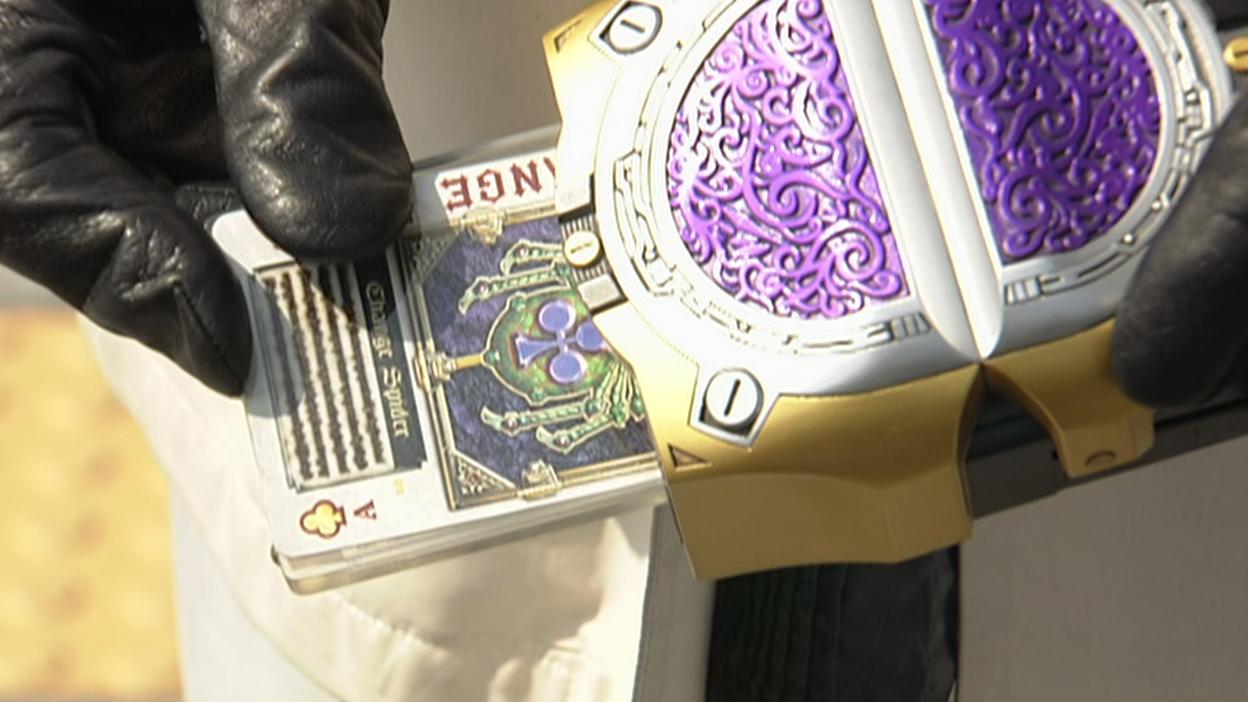 假面骑士剑方块系不死兽能力详解,假面骑士剑是用什么卡牌