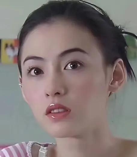 港风张柏芝盛世容颜,曾被媒体称作玉女掌门人的张柏芝