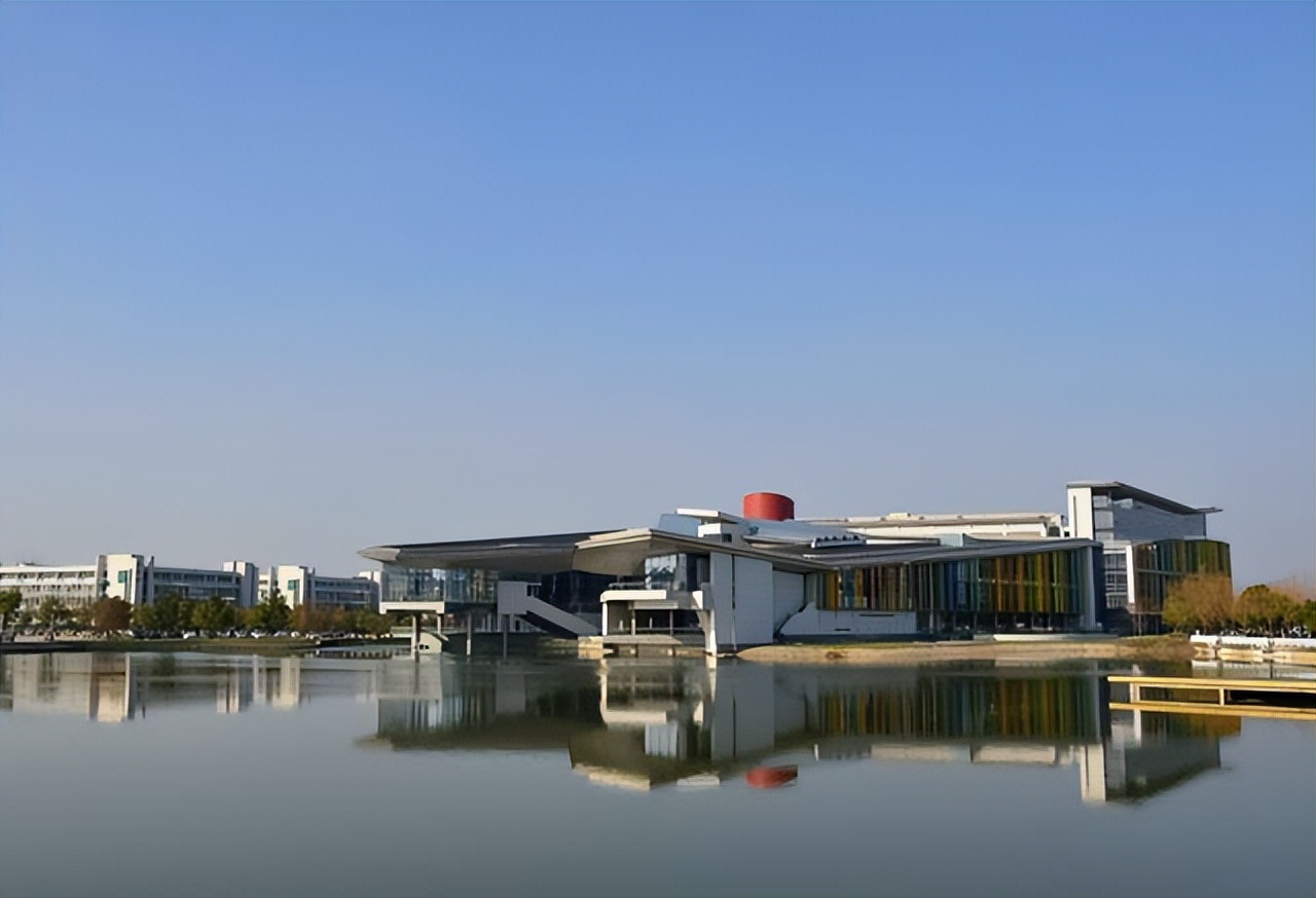 中国医科大学最新排名公布,国内有知名度的医科大学排名