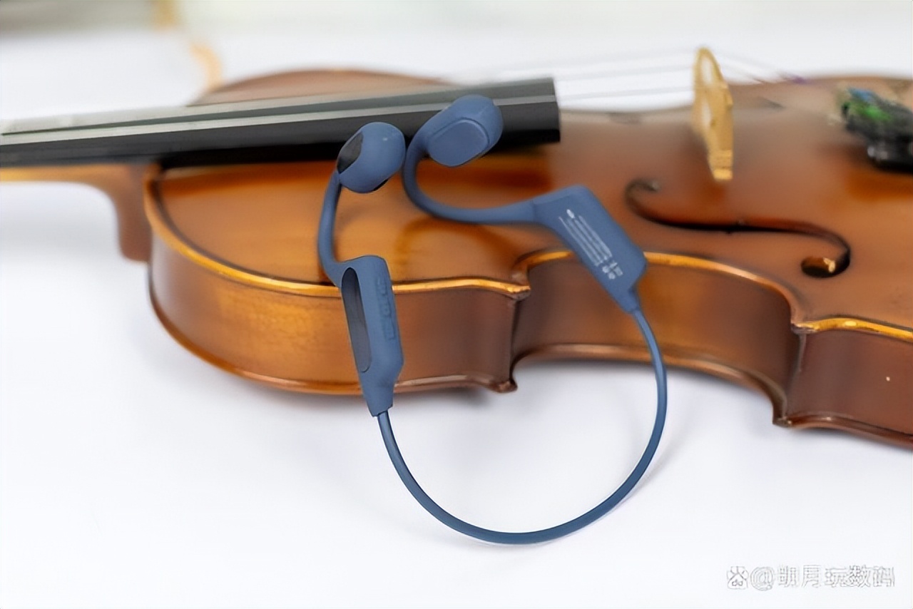 封闭式耳机和开放式耳机,头戴式开放式耳机和封闭式耳机