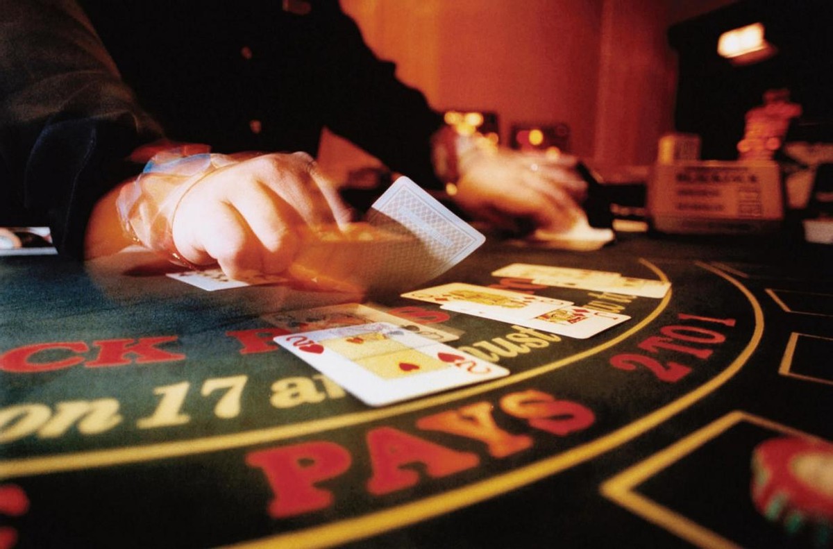 东南亚*彩博**业，为何都是中国人坑中国人?