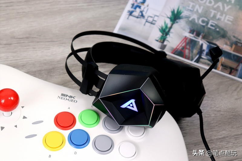 什么游戏头戴式耳机最有性价比,2022打游戏性价比高的手机