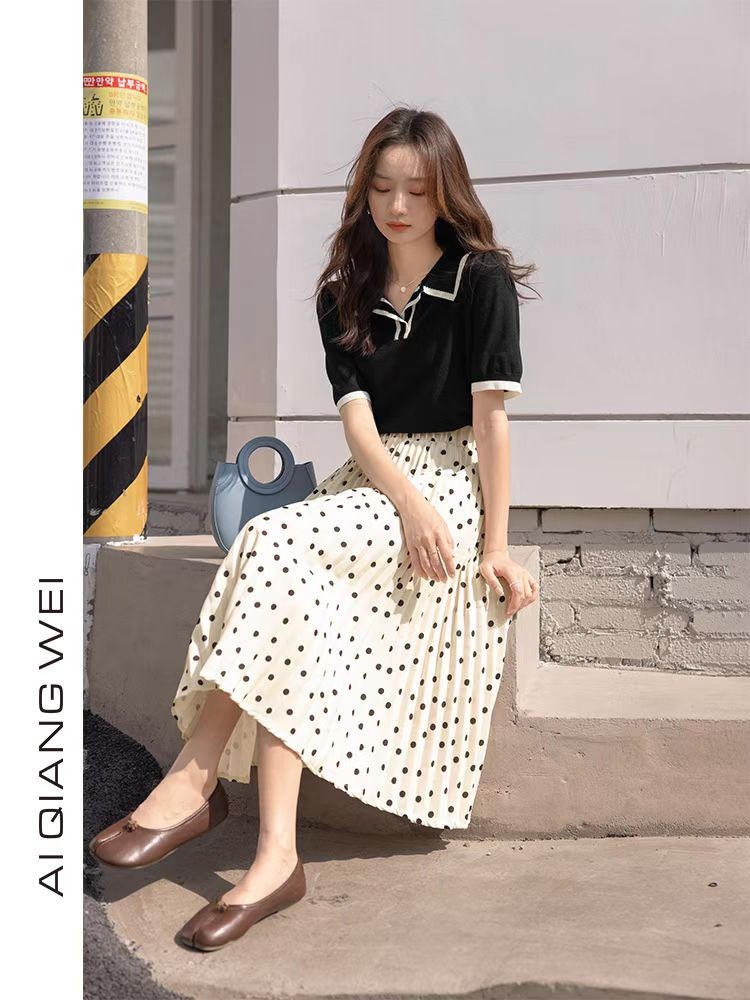 醋酸面料裙过膝,雪纺裙搭配长款针织裙