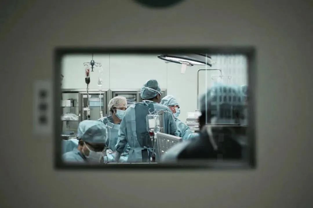 自己赴美就医难吗,赴美就医后续