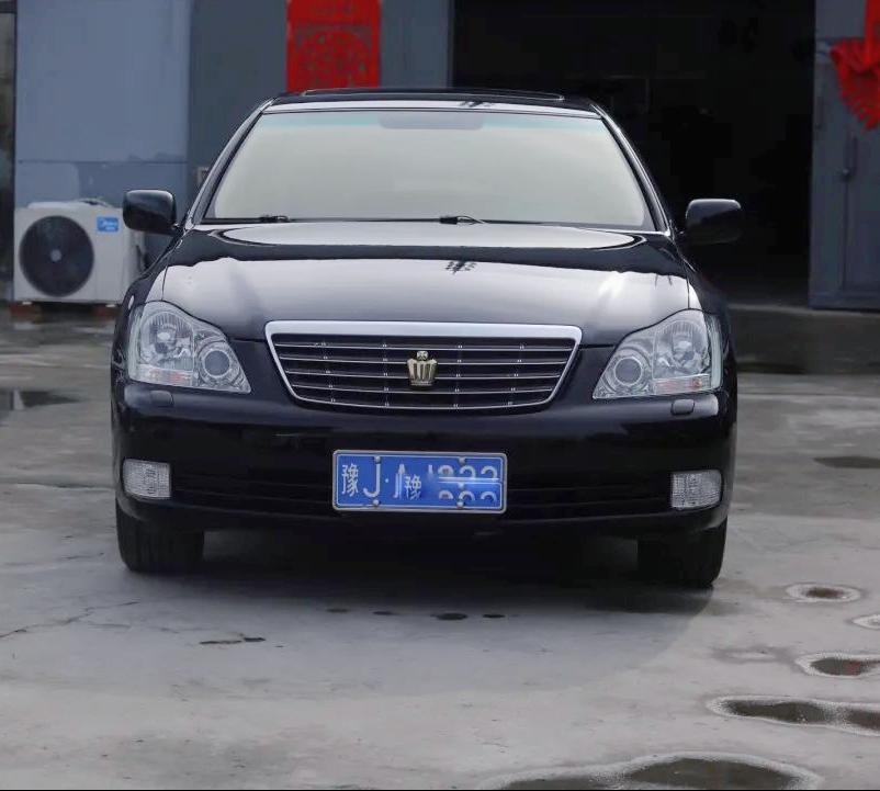 老皇冠全车翻新整备50000元,12代皇冠二手翻新要多少钱