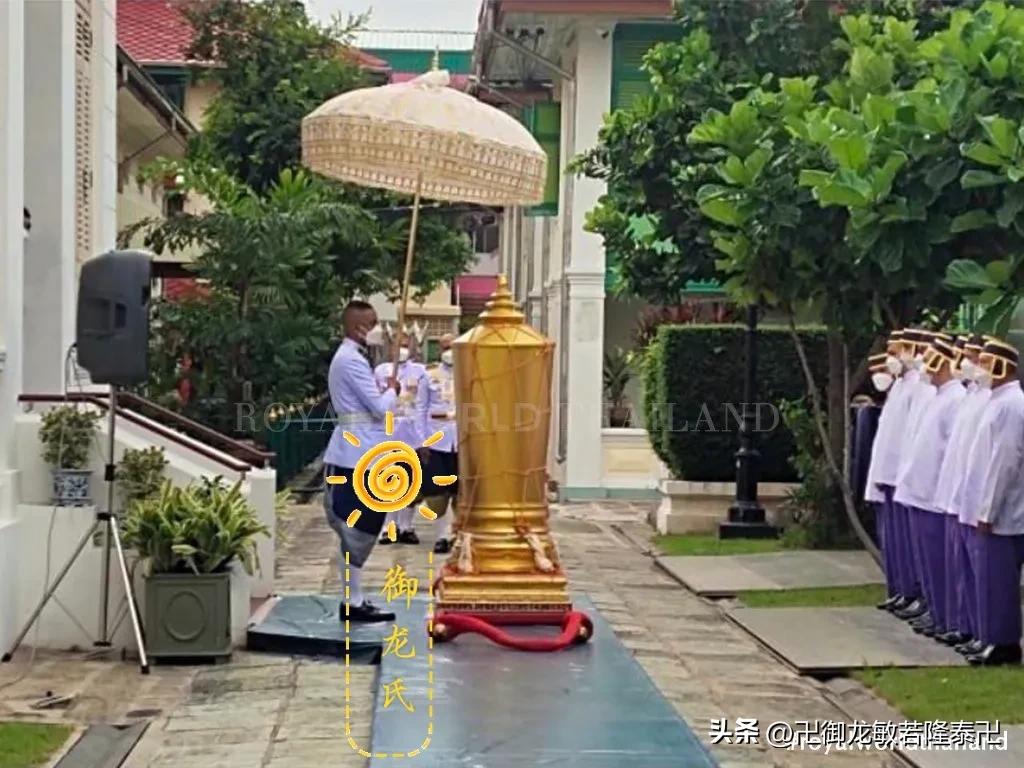 泰国国王夫妇主持“比萨德杰王子殿下”的火化仪式