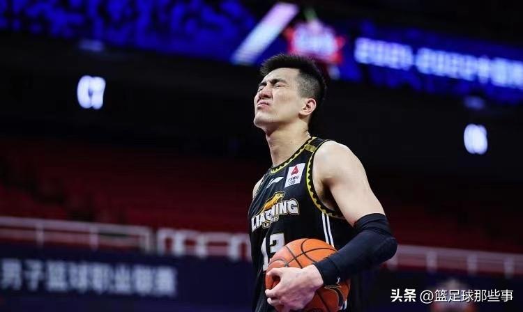 2:2!赵继伟17+5+11,张镇麟23+7,辽宁34分超级大逆转,将抢5生死战