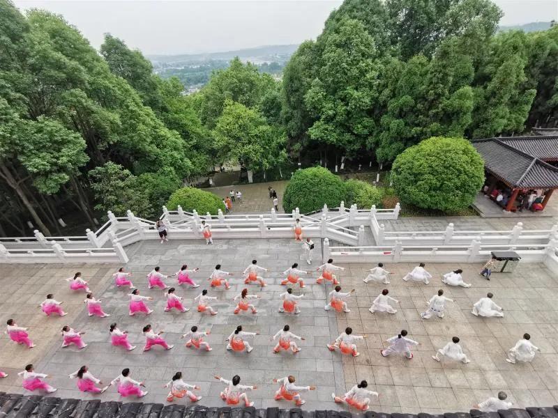 李白的十大之谜,李白经历对李白风格的影响