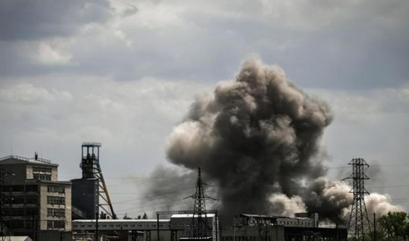 俄乌冲突波及到中国了，俄罗斯狂轰滥炸，45亿美元该找谁报销？