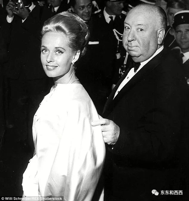 91岁养狮子走红毯拍奢侈品广告，这个优雅金发*物尤**太生猛了