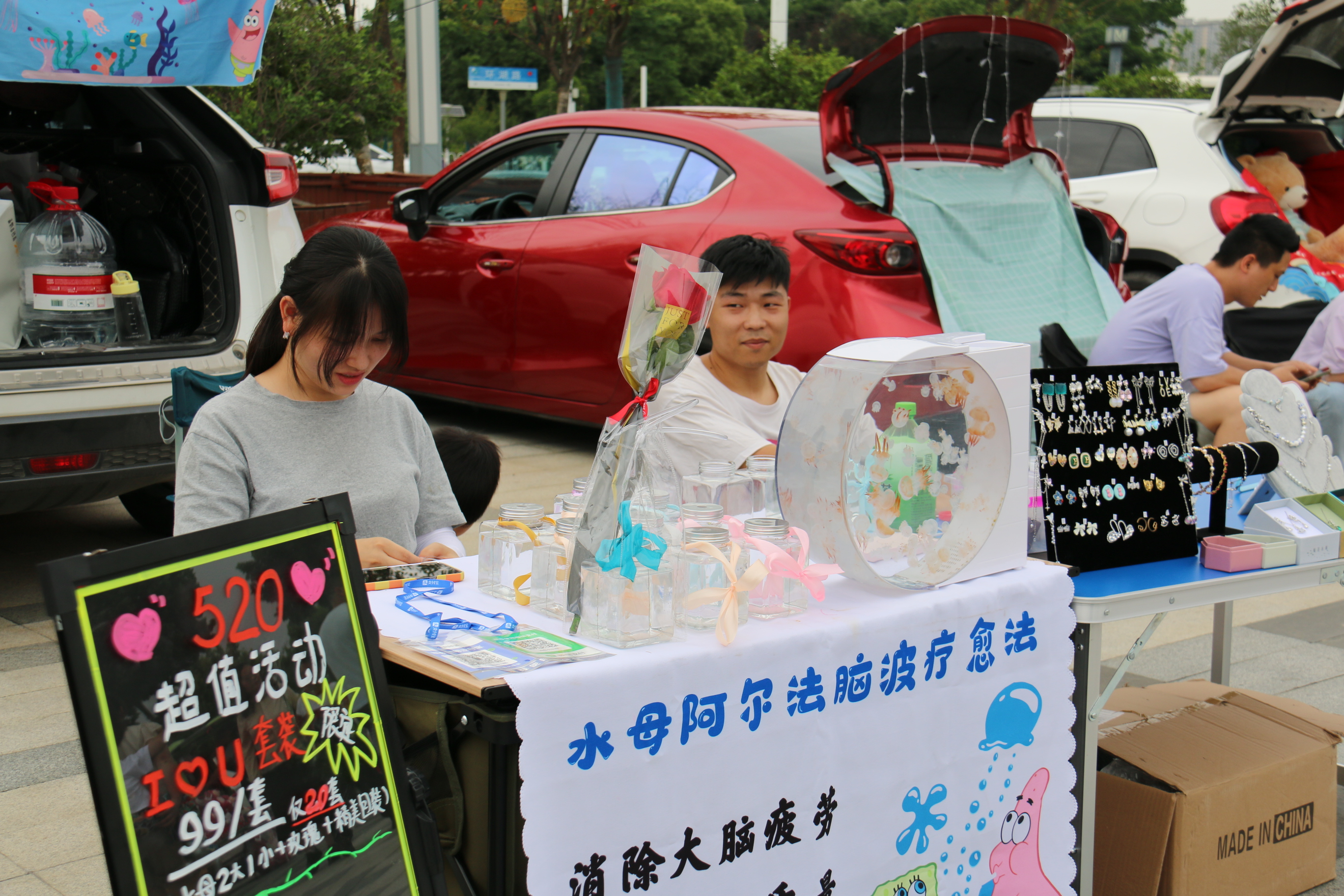 不想上班的的年轻人都在干嘛,现在的年轻人都不努力工作