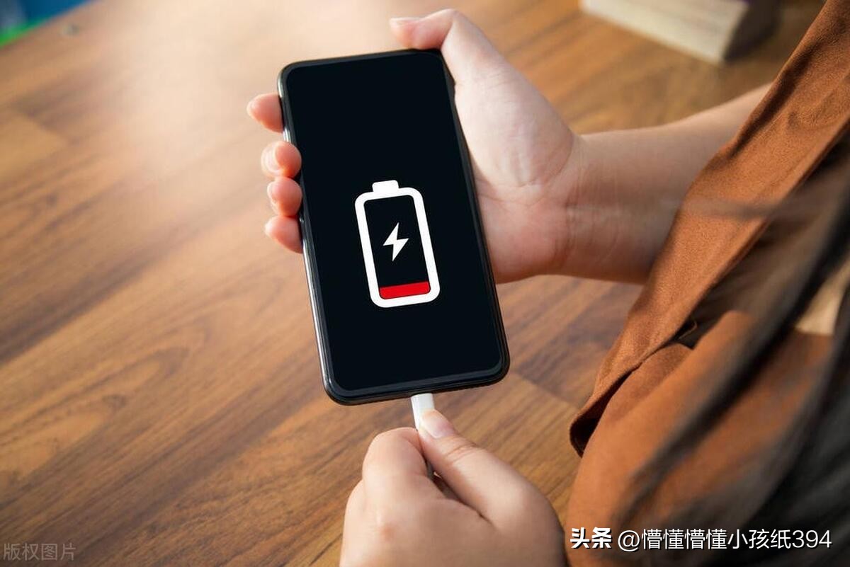 手机充电的正确方式和注意事项,手机首次充电及日常充电注意事项