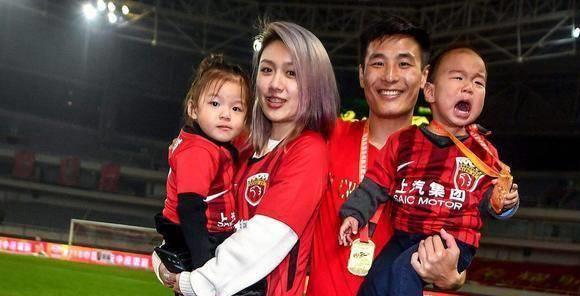 国足妻子,盘点国足的妻子