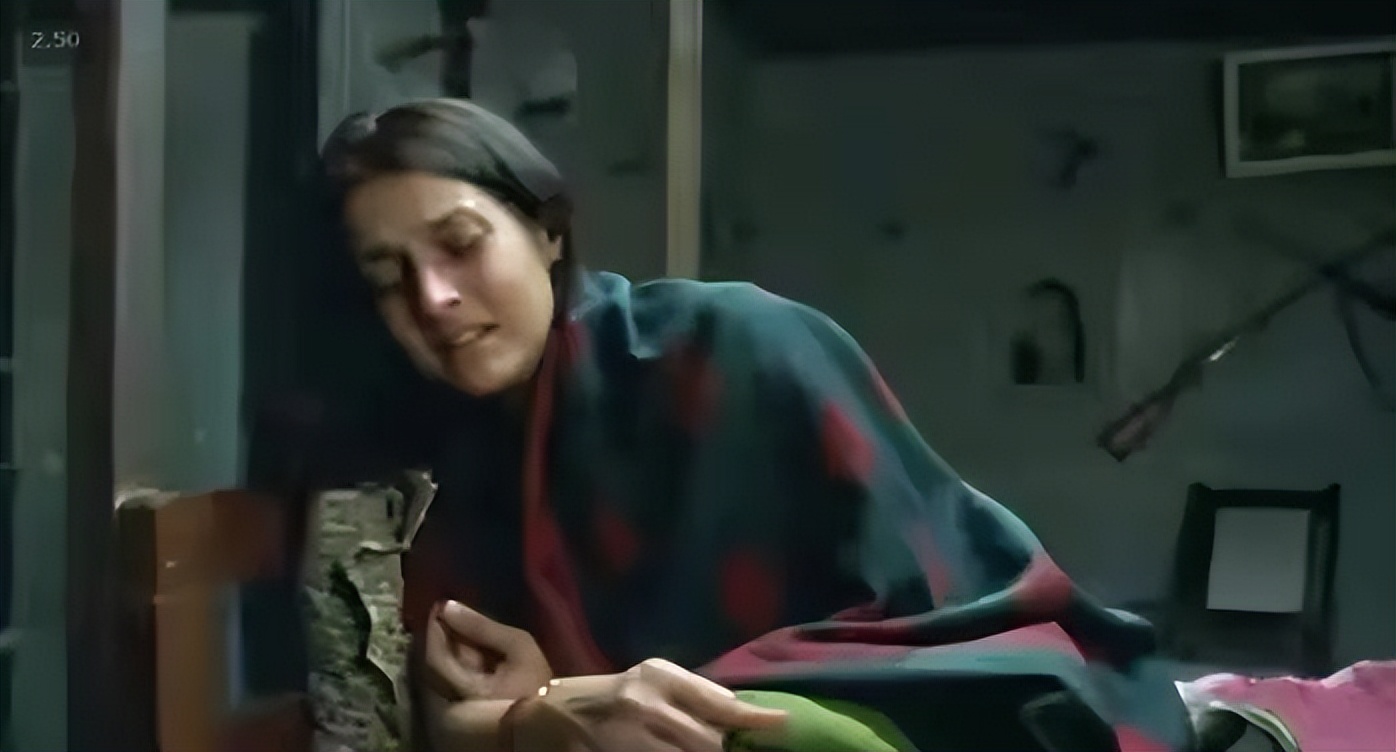 《没有女人的国家》：父子6人共娶1妻，扯下了印度男权的遮羞布