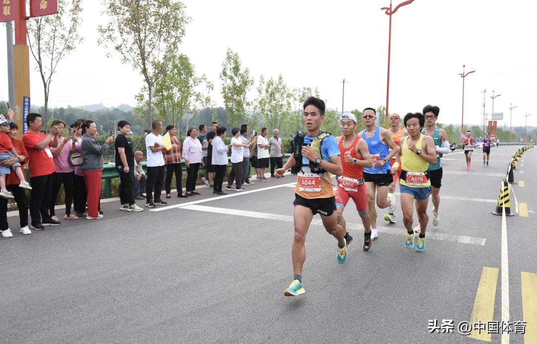 运艳桥:超马赛道上的孤勇者!