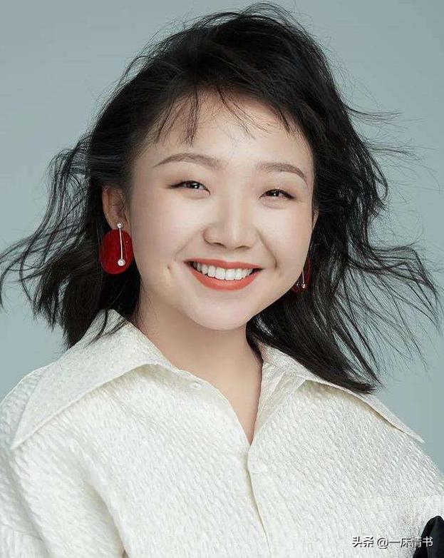 辣目洋子把尹浩宇的礼物卖掉,辣目洋子出售尹浩宇送的礼物