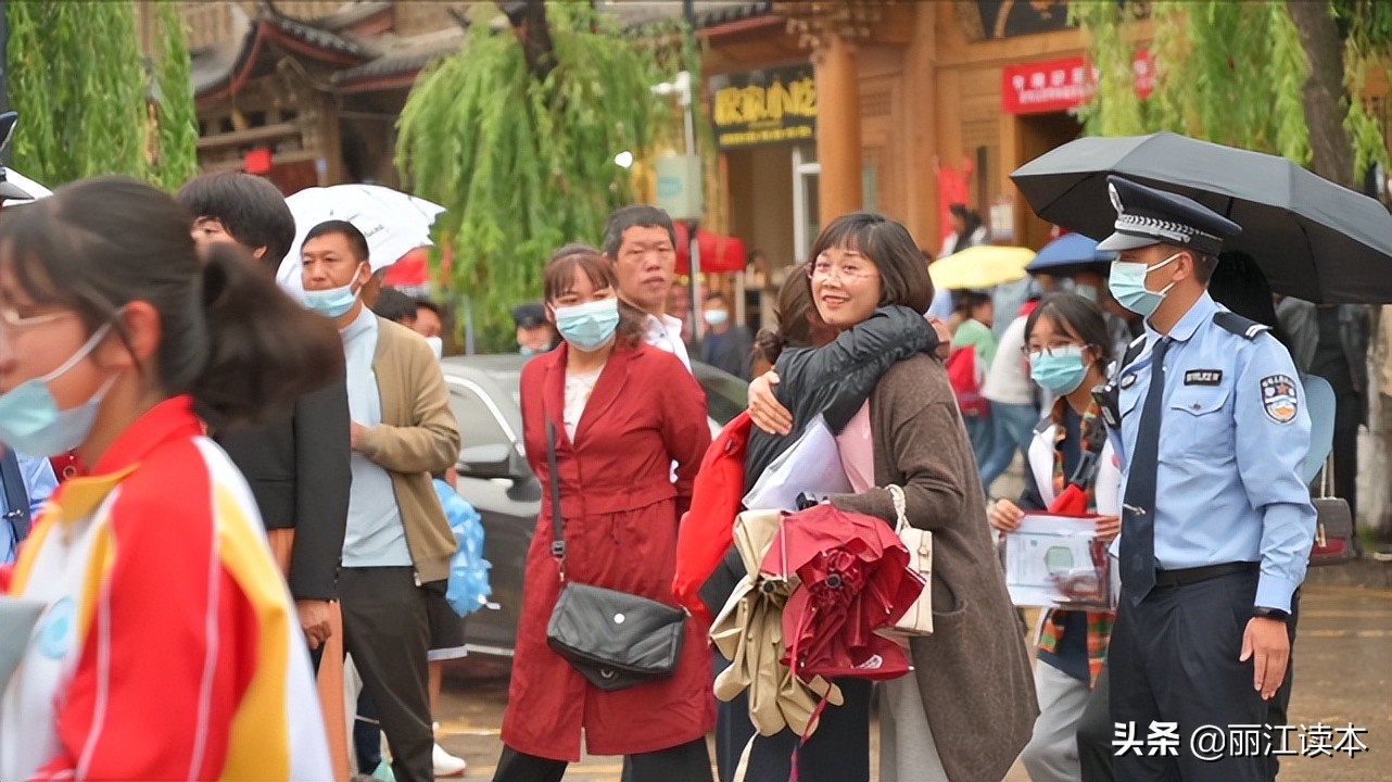 高考直击考场,直击2023高考现场走错考场