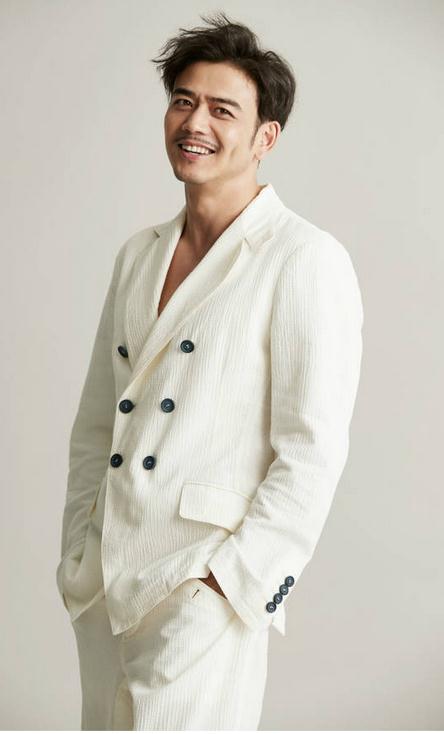 杨烁落魄总裁,杨烁落魄的时候捡垃圾