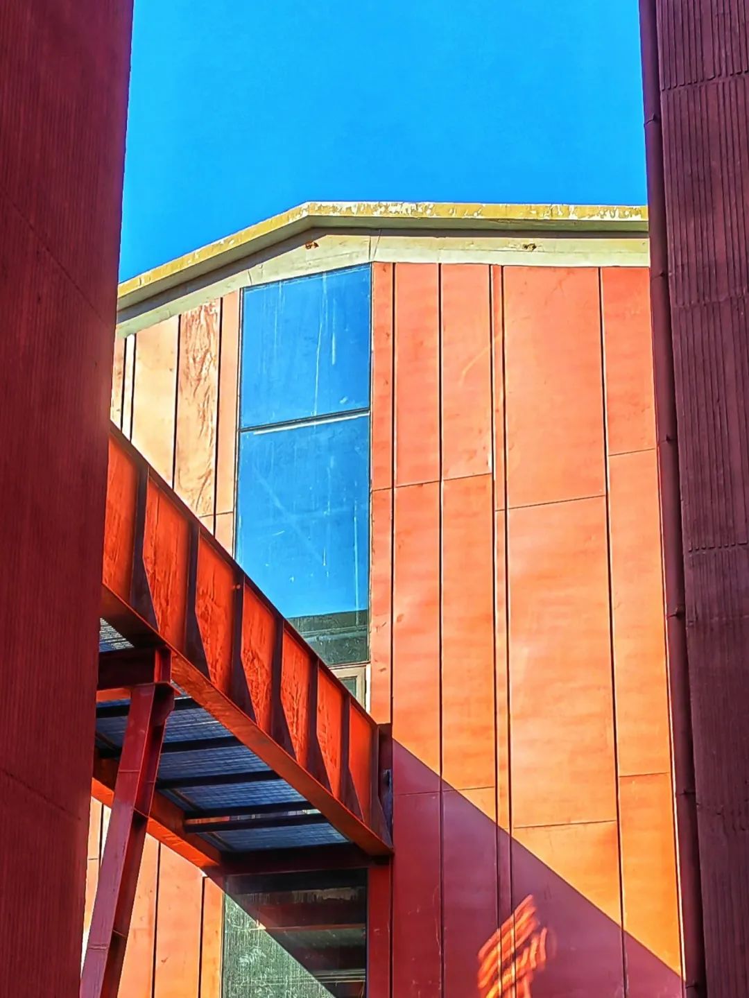 越界锦荟园5号楼,越界锦荟园工业园位置