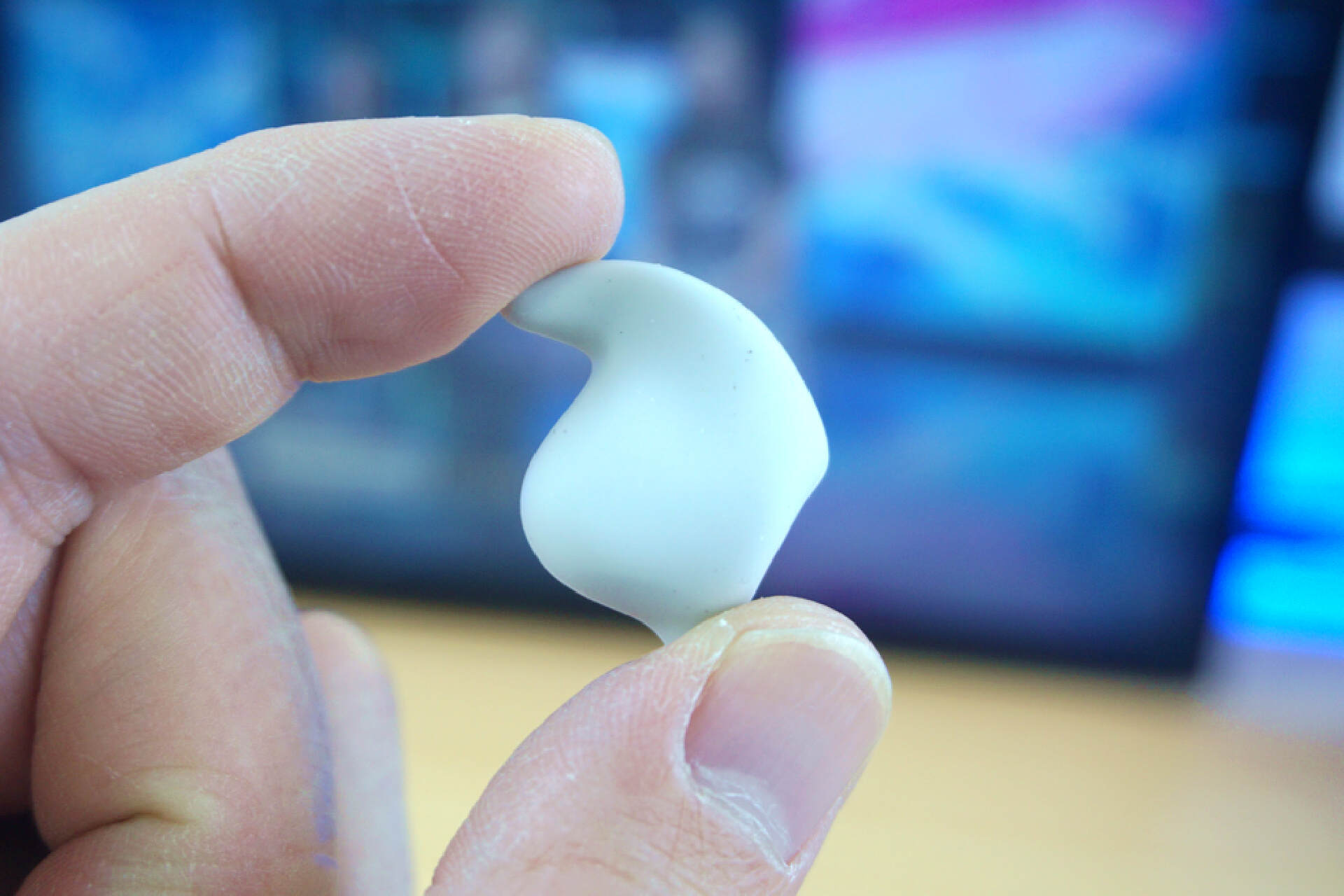 几十块钱的骨传导耳机是智商税吗,300元骨传导的耳机性能