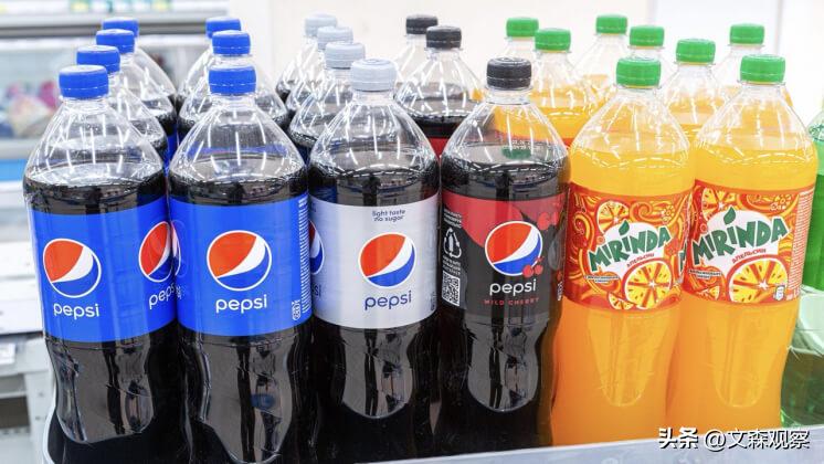 百事可乐跟苏联合作 (百事和可口可乐之间的大战)