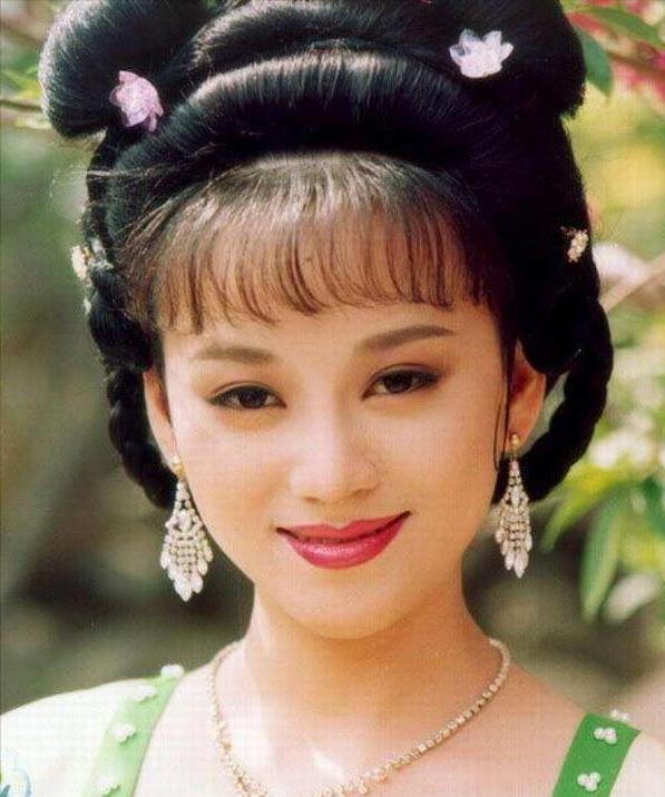 43岁女明星面容老态,被岁月催老容颜的十位女星