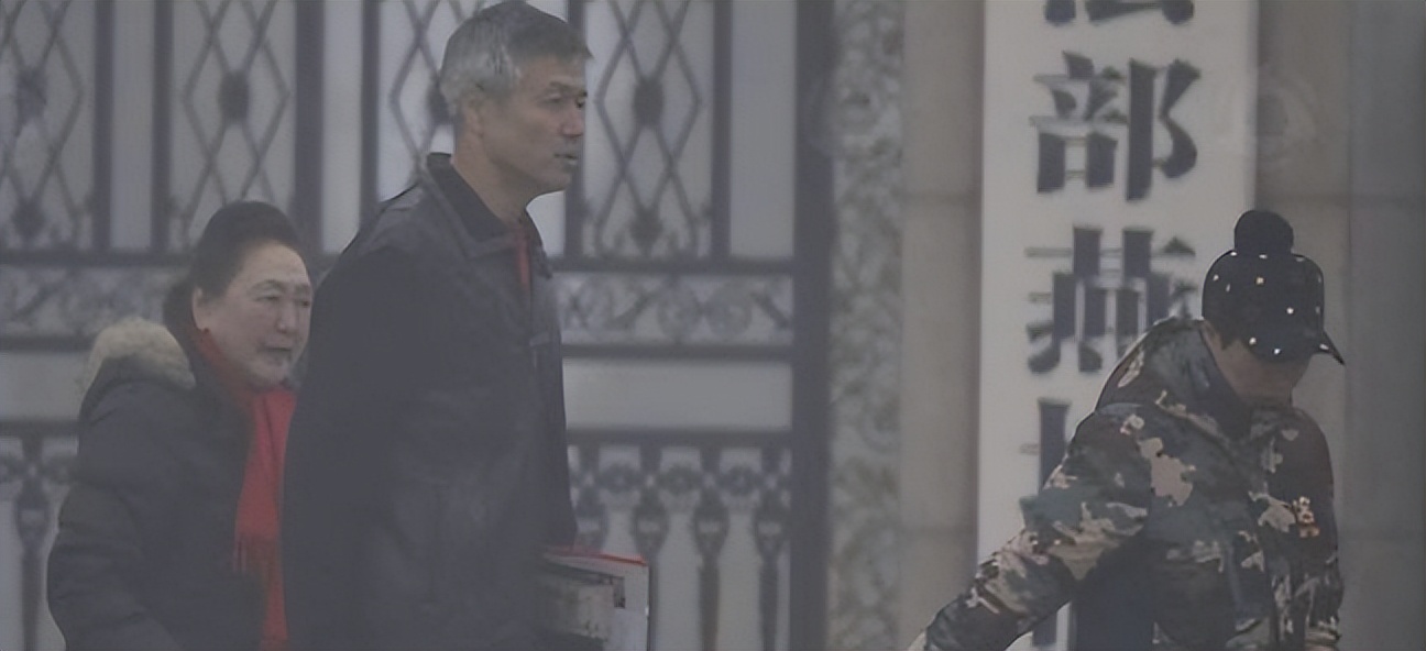 踢假球被处罚降级,踢假球被判10年