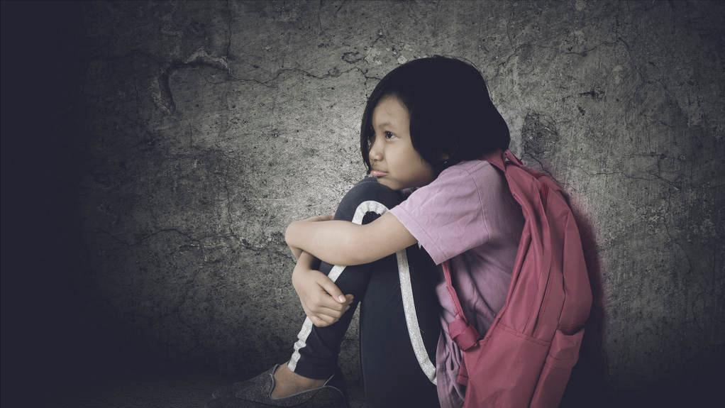 八岁女孩儿被附身,八岁小女孩鬼魂附体的秘密