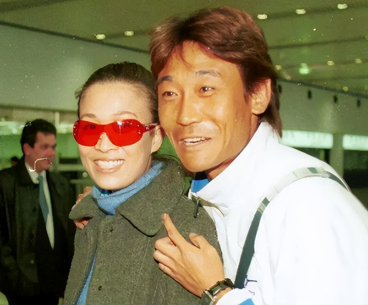 那英近期和丈夫孟桐状况,那英和孟桐结婚现场