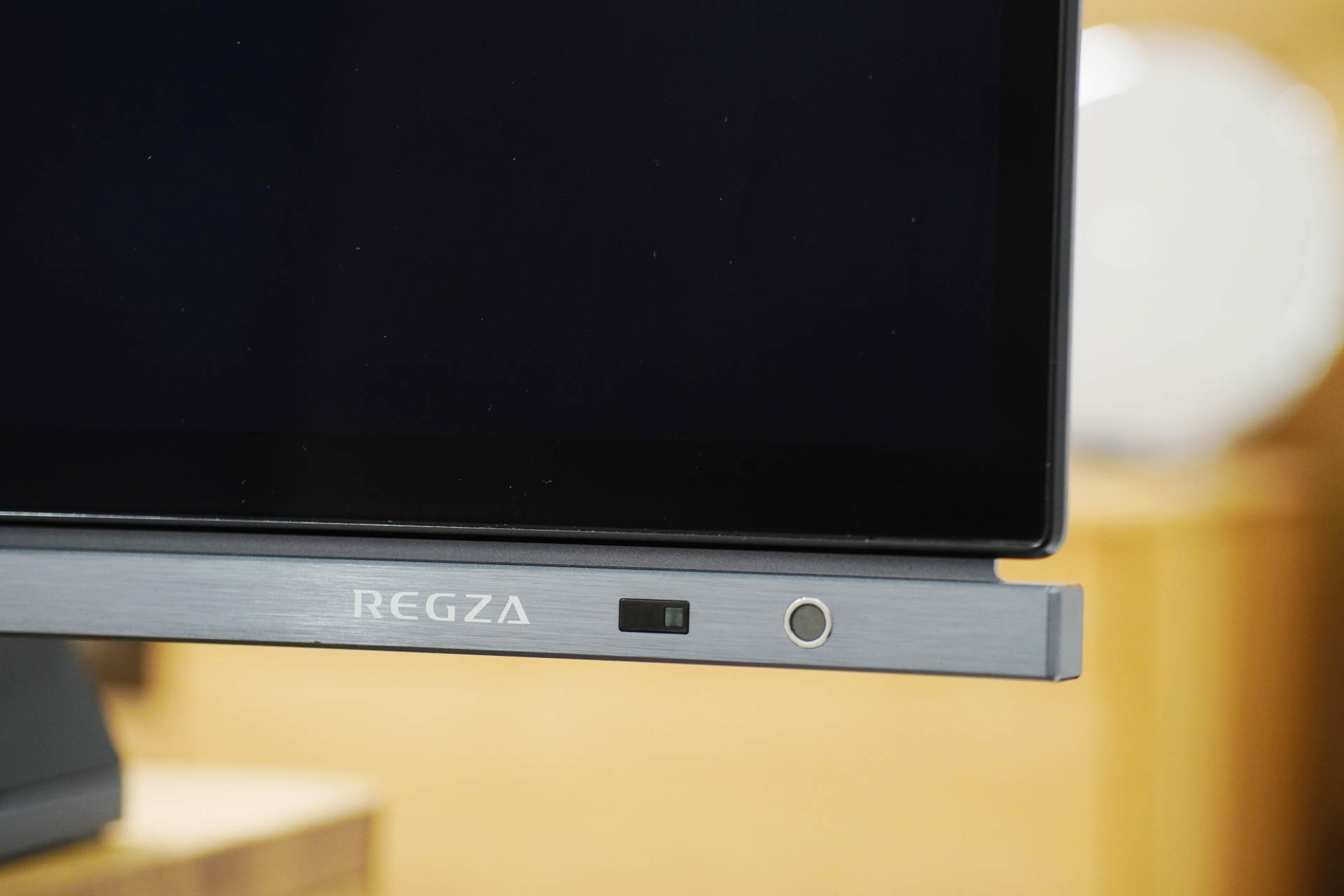 音质更好的OLED电视|东芝火箭炮X8900KF使用评测