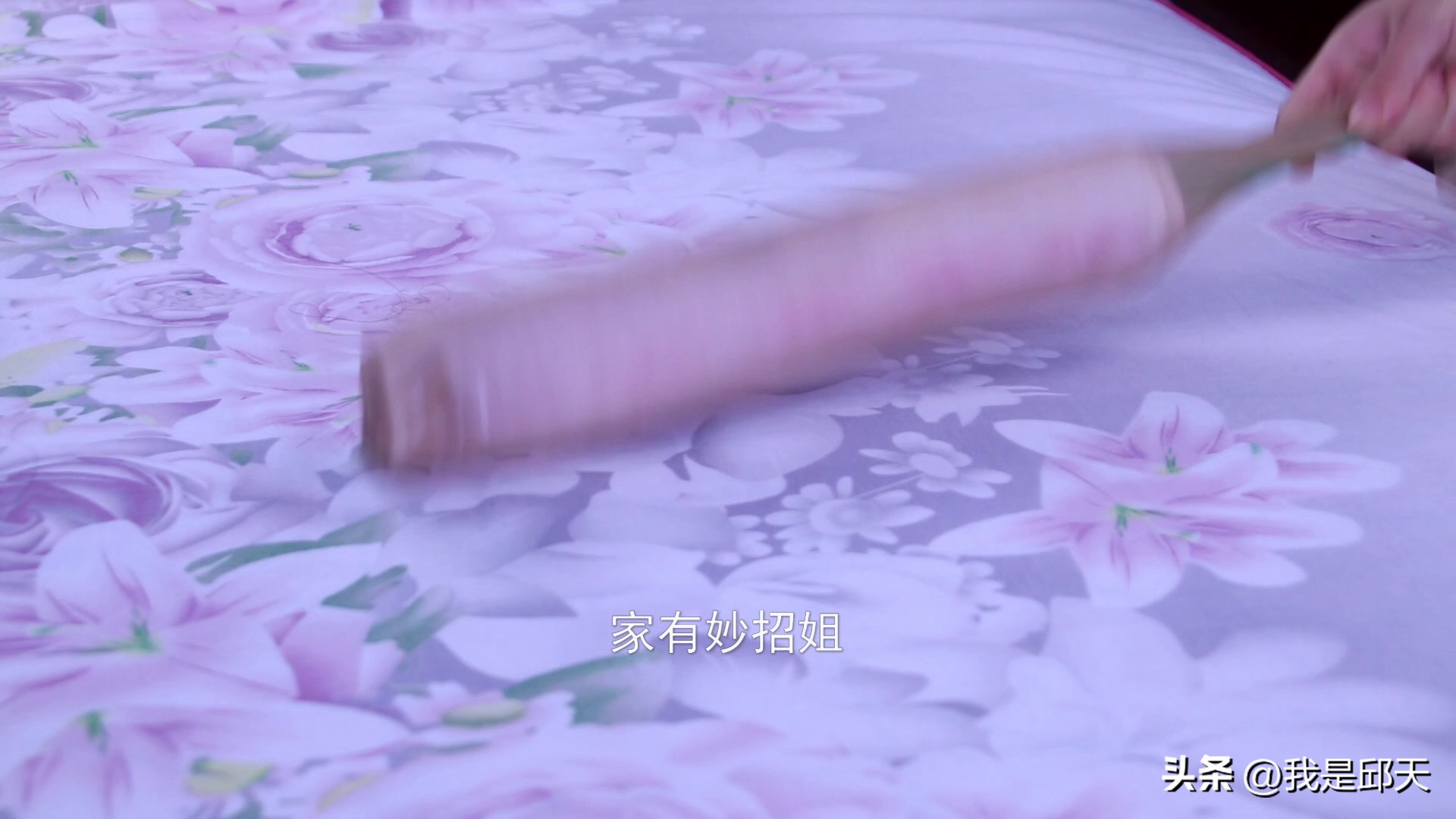 垃圾桶上放一只袜子,垃圾桶套袜子的作用