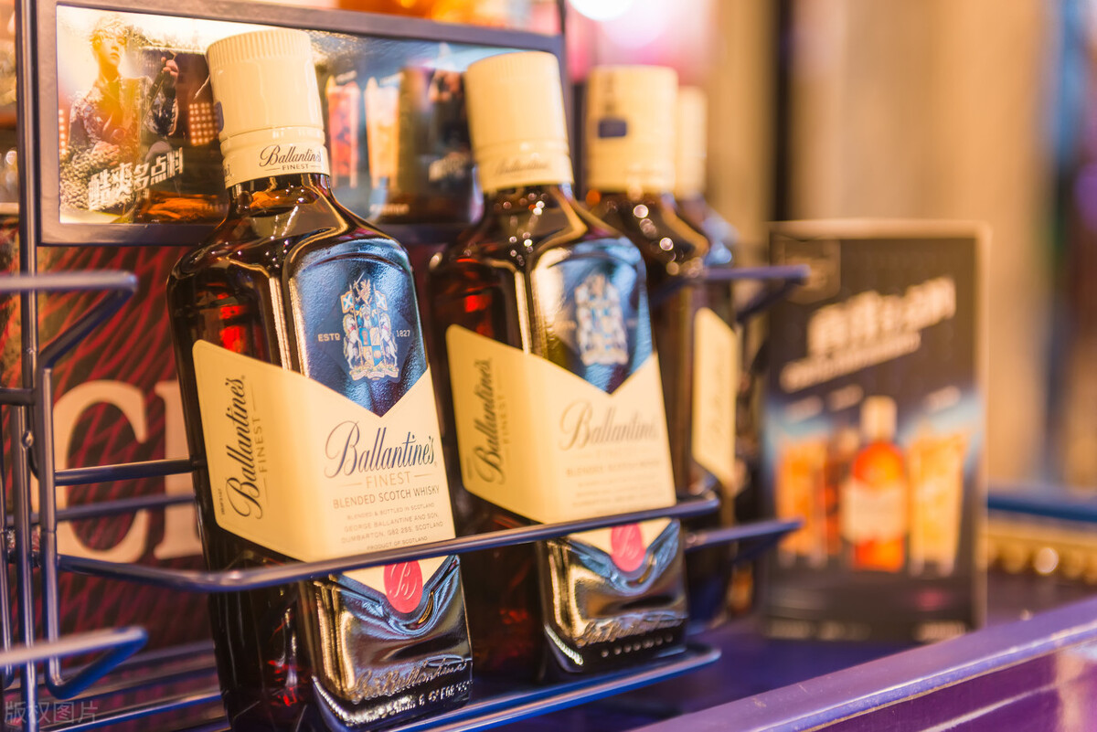 郑州有哪些娱乐场所,从高人气到衰弱的网红店经历