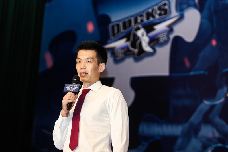 首钢官宣解立彬暂离帅位,解立彬担任北京首钢主帅