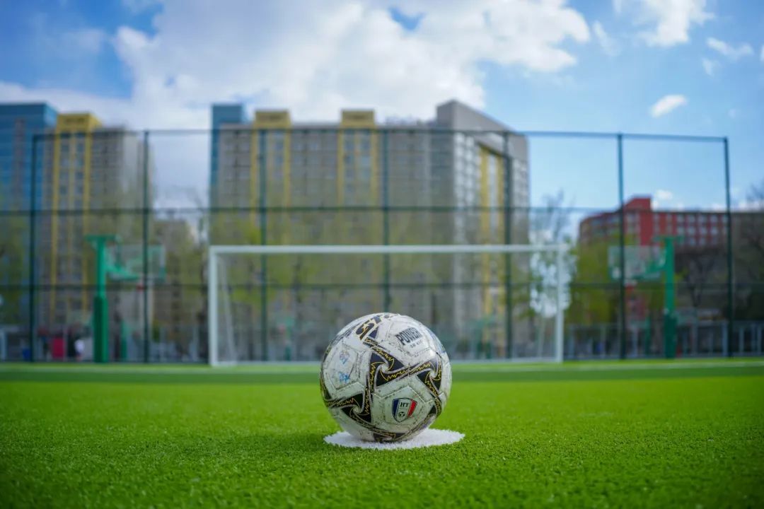 足球场改造扩建,最新足球场开放