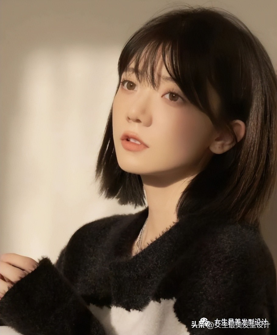 女生又酷又飒齐肩发打理,齐肩短发内扣优雅酷飒发型