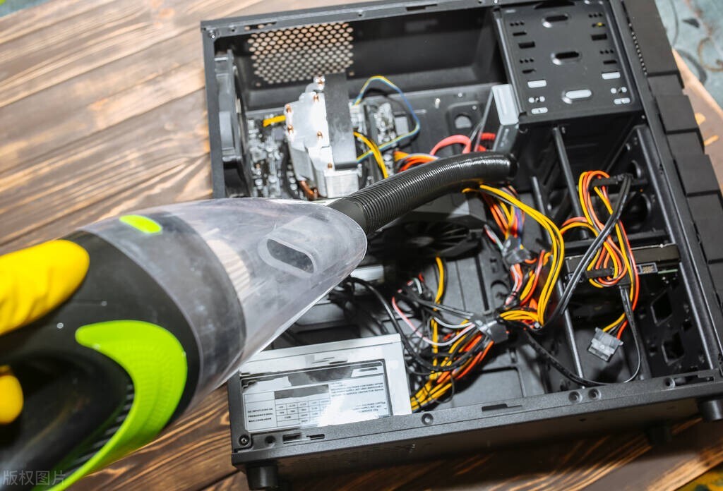 选购电源需要注意什么问题,一般电源选购多大的