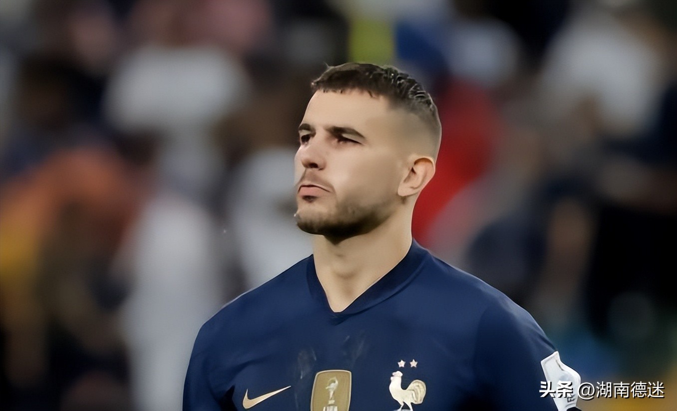 卢卡斯加盟拜仁,拜仁慕尼黑左后卫戴维斯和卢卡斯