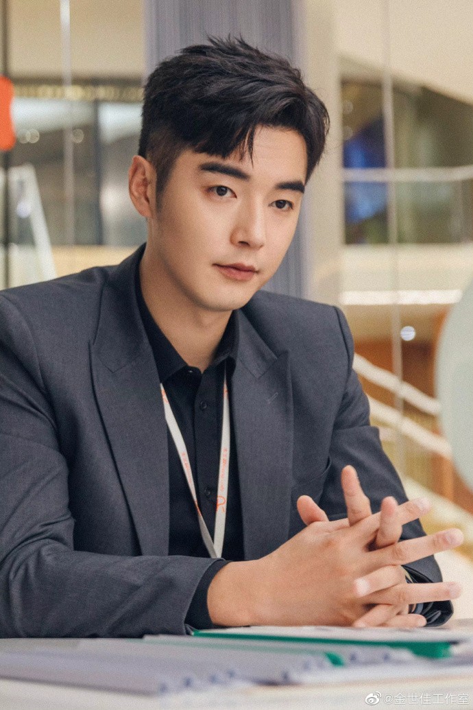 李沁和展博在一起,李沁和展博的电视剧