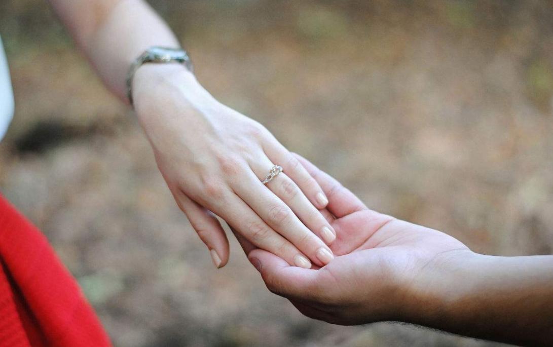 每天3、4次是“性瘾”吗？医生：一旦上瘾，难以摆脱，像是磕了药