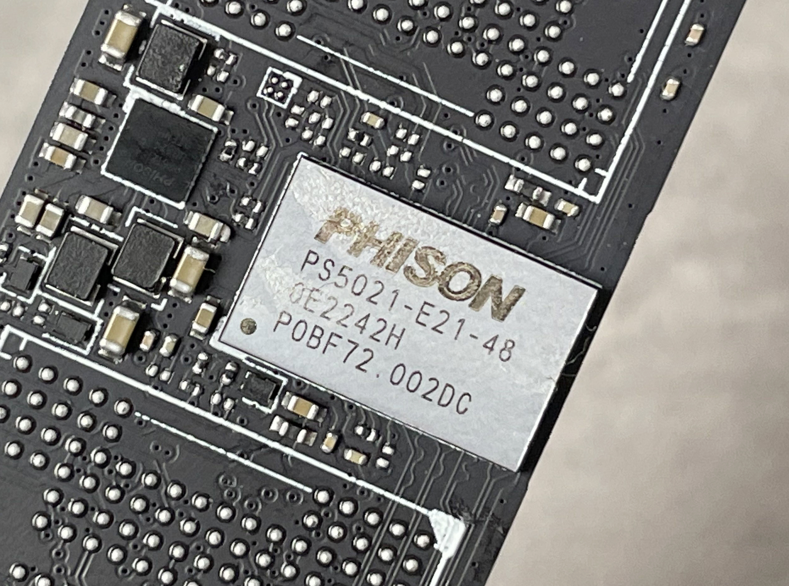 影驰pcie4.0970evoplus,影驰pcie4.0固态和三星970evo