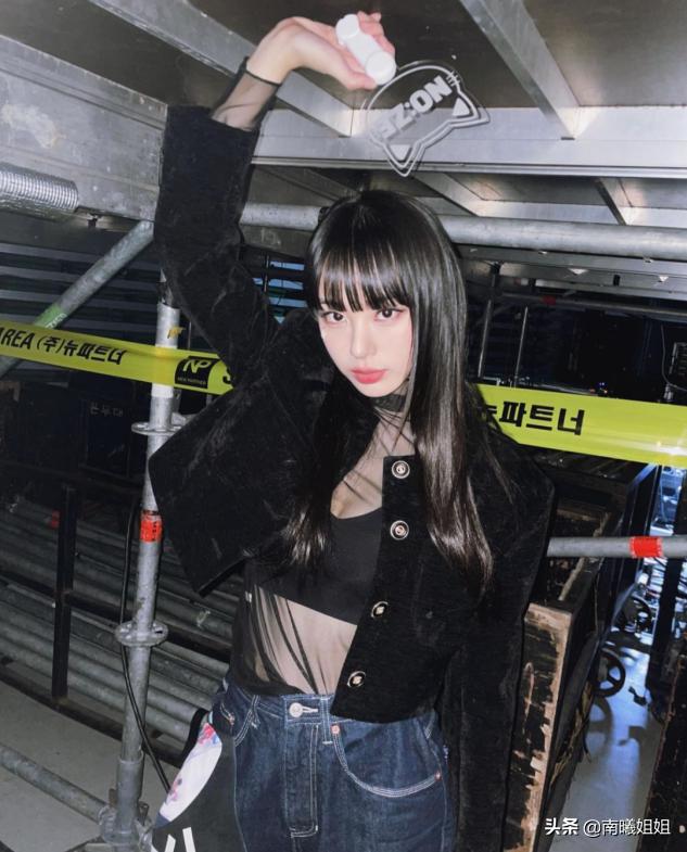 脸小中分适合什么发型,宽脸女生适合中分的发型