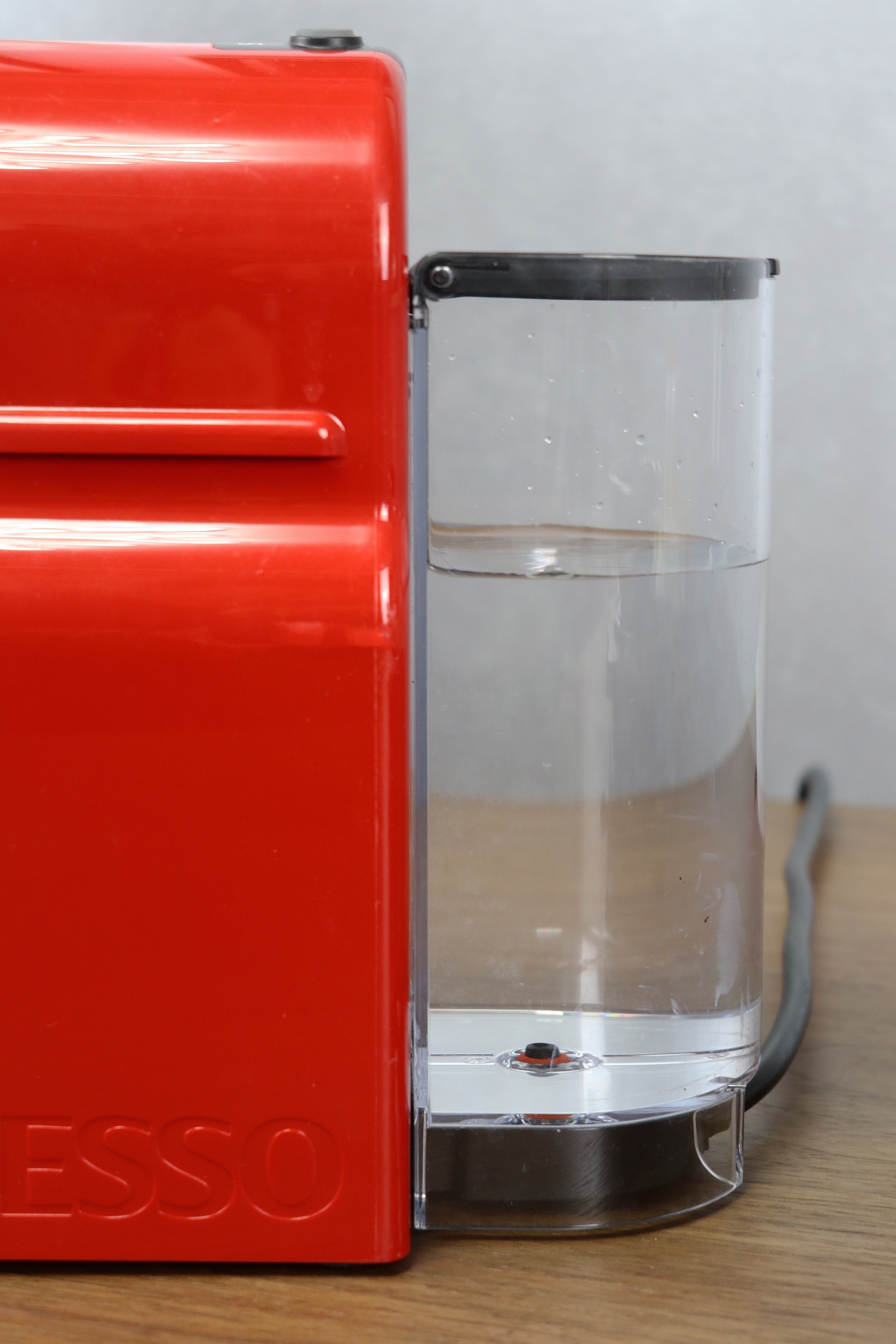 nespresso和艾尔菲德哪个好,心想和nespresso胶囊咖啡机测评