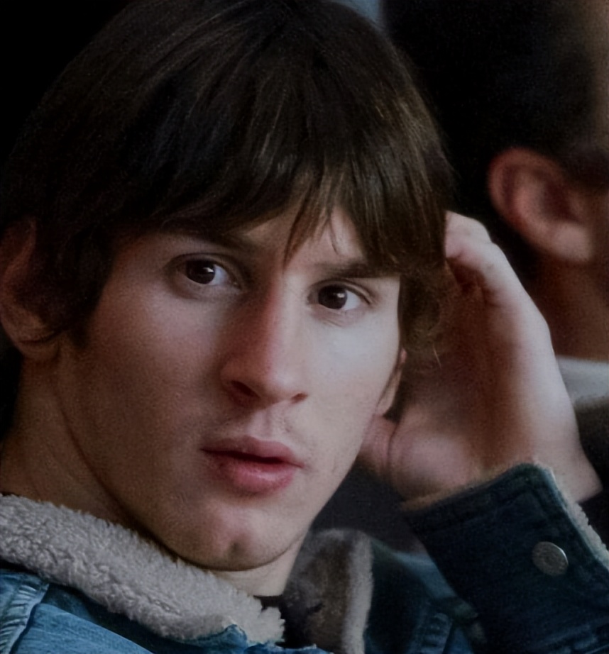 c罗与名模伊莲娜金童玉女的爱情,c罗前任伊莲娜看世界杯