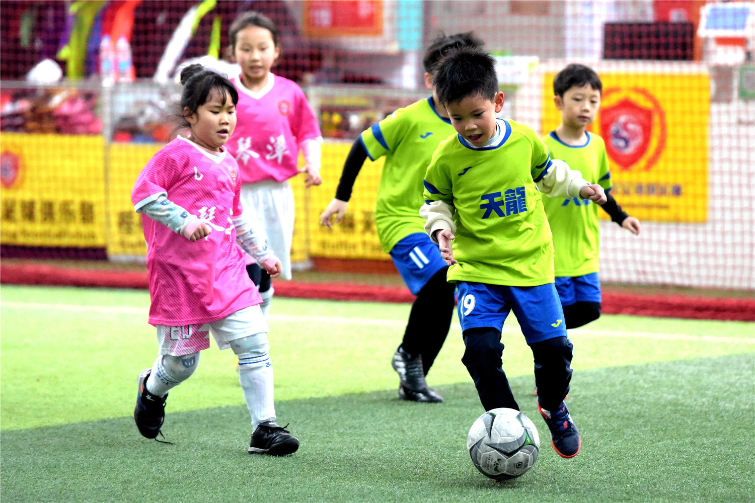 桂林市秀峰区中学生足球比赛,桂林市七星区小学乙组足球赛