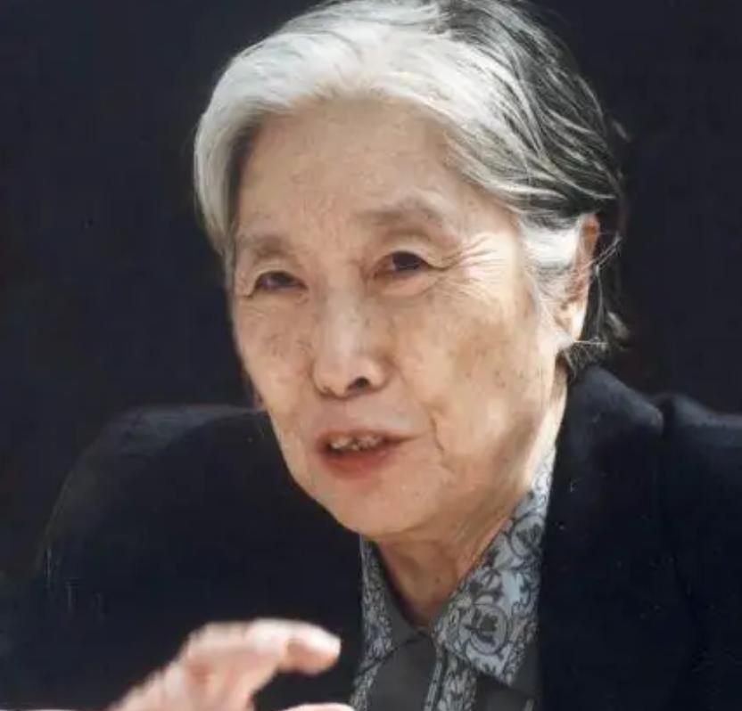 2006年王光美弥留之际，说了三个字花明楼，儿女们瞬间泪如雨下