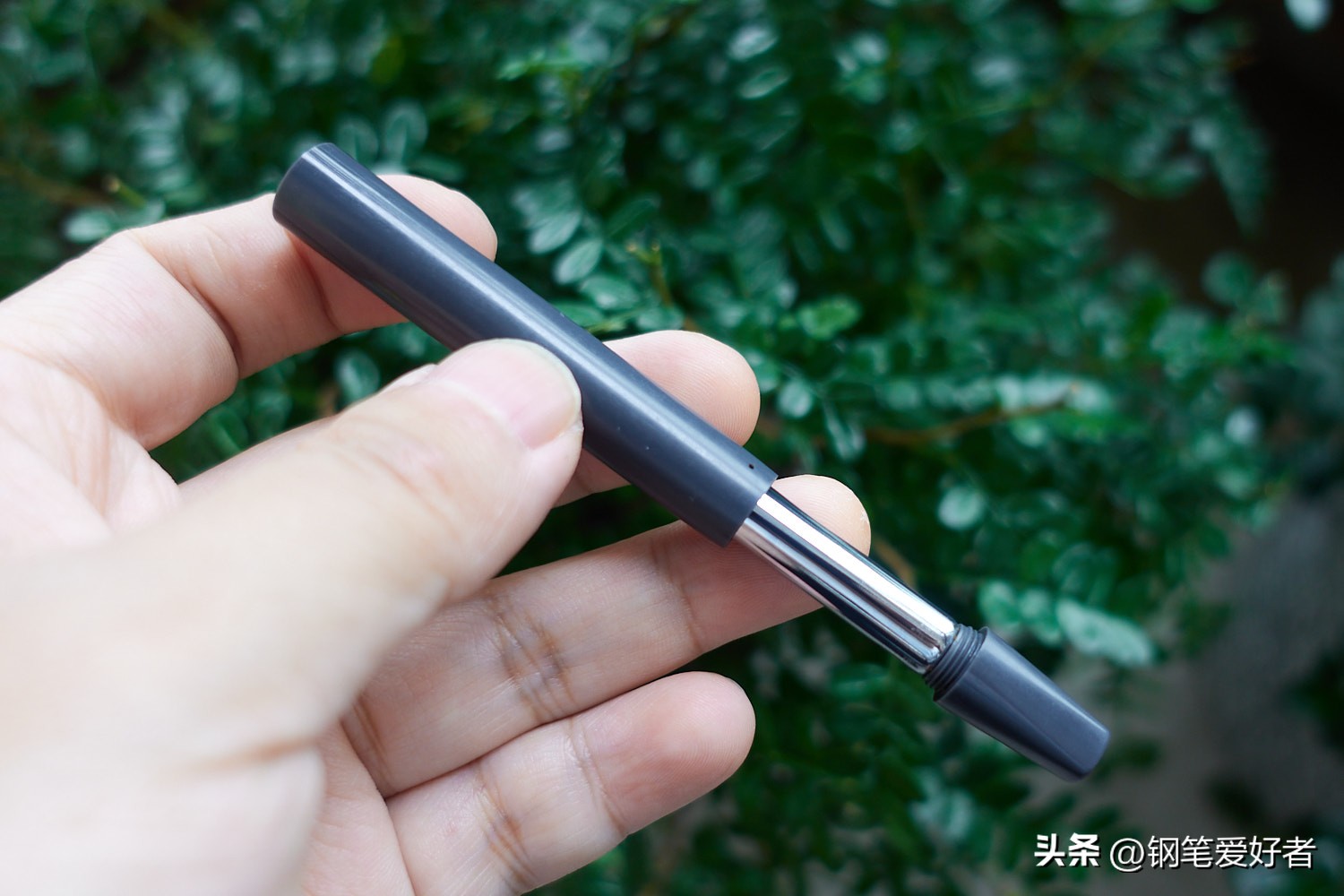 犀飞利帝国4钢笔评测及犀飞利TD上墨器系统原理解析