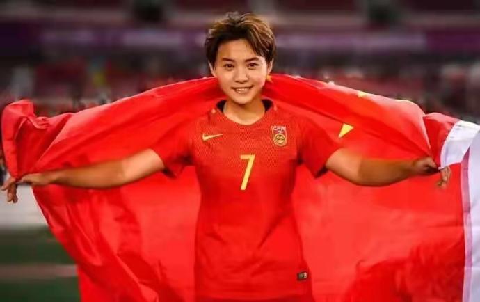 你永远可以相信逆境中的中国女足,放弃百万年薪只为中国而战